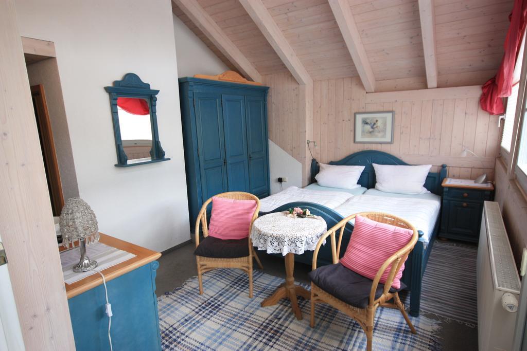 Pension-Ferienwohnung Liesbachtal Direkt Am Waldrand Bayerische Rhoen Schönau an der Brend Habitación foto